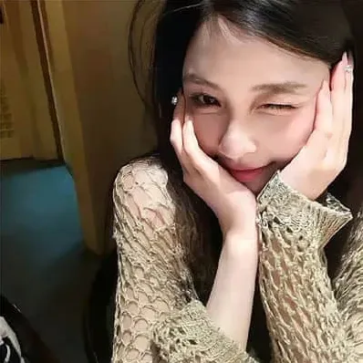 女子