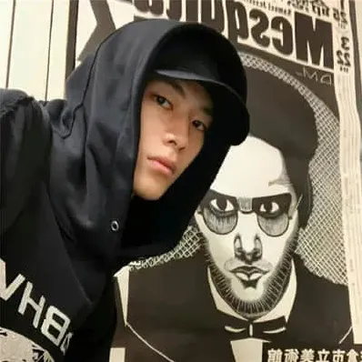 男生